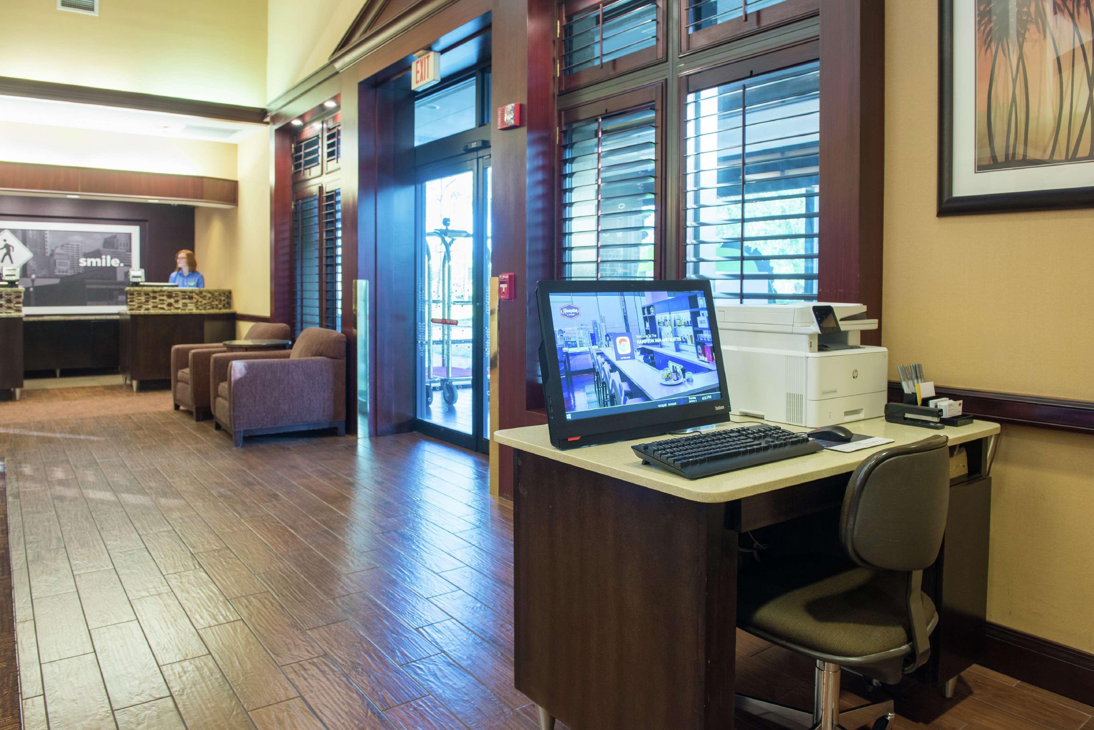 Hampton Inn & Suites Tampa-North Buitenkant foto